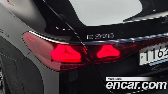 Mercedes-Benz E-Class W214 — Фото автомобиля 8