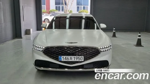 Genesis G90 Бензин 3.5 турбо AWD — Фото автомобиля 3