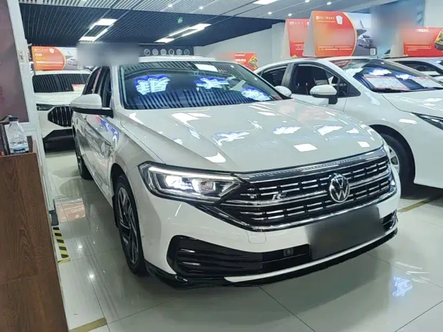 Volkswagen Sagitar — Фото автомобиля 3