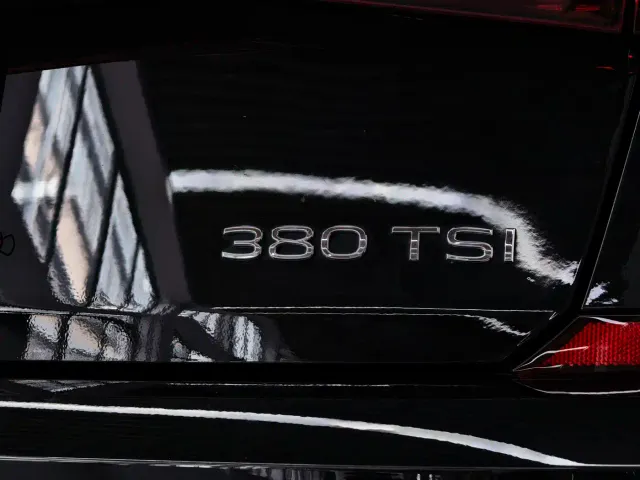 Volkswagen Passat — Фото автомобиля 23