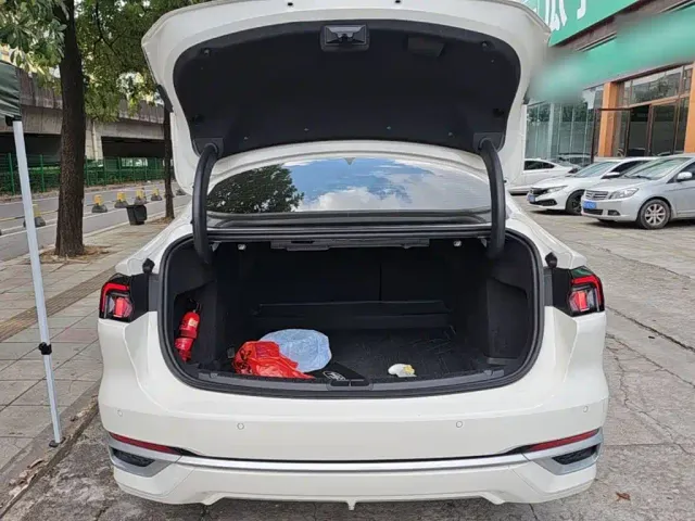 Ford Mondeo — Фото автомобиля 18