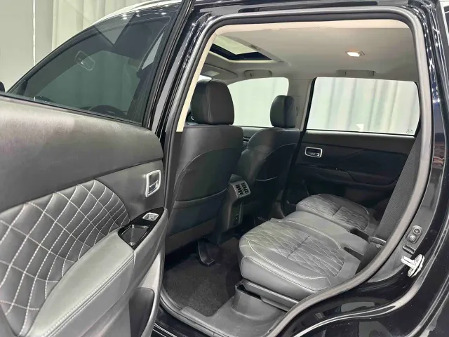 Mitsubishi Outlander — Фото автомобиля 17