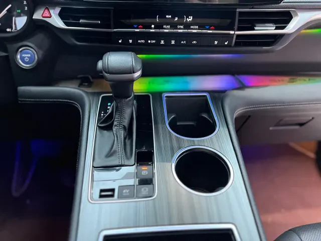 Toyota Sienna — Фото автомобиля 14