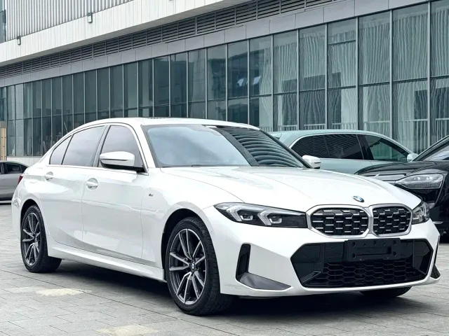 BMW 3 Series — Фото автомобиля 3