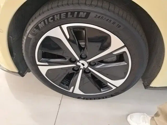 Nio ET5 Touring — Фото автомобиля 22