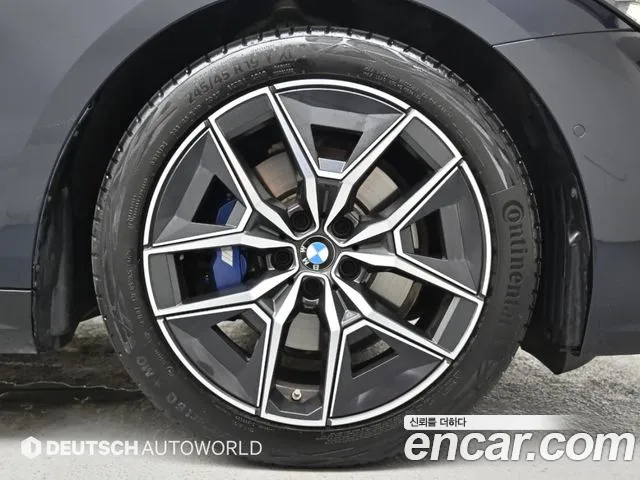 BMW 5 Series G60 — Фото автомобиля 5