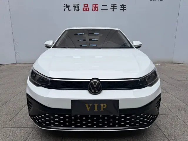 Volkswagen Lavida — Фото автомобиля 2