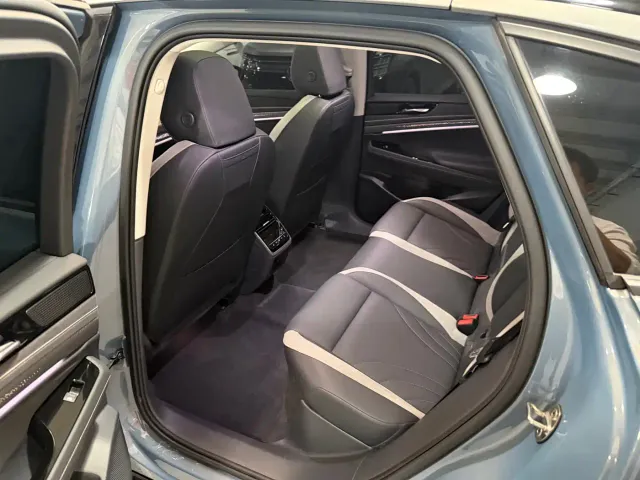 Volkswagen ID.7 Vizzion — Фото автомобиля 4