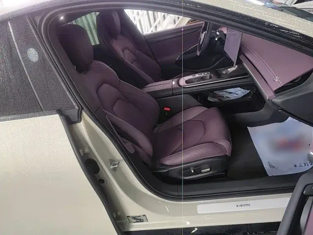 Xiaomi SU7 — Фото автомобиля 24