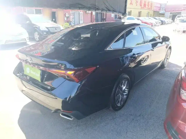 Toyota Avalon — Фото автомобиля 6