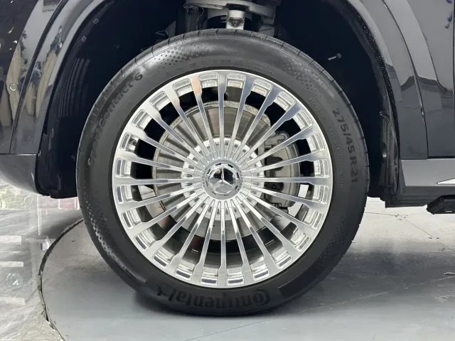 Mercedes-Benz GLS-Class — Фото автомобиля 26