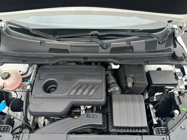 Geely Binyue — Фото автомобиля 8