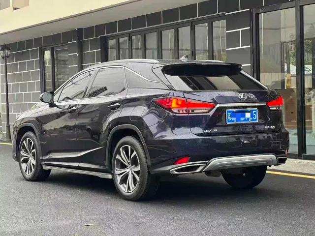 Lexus RX — Фото автомобиля 4
