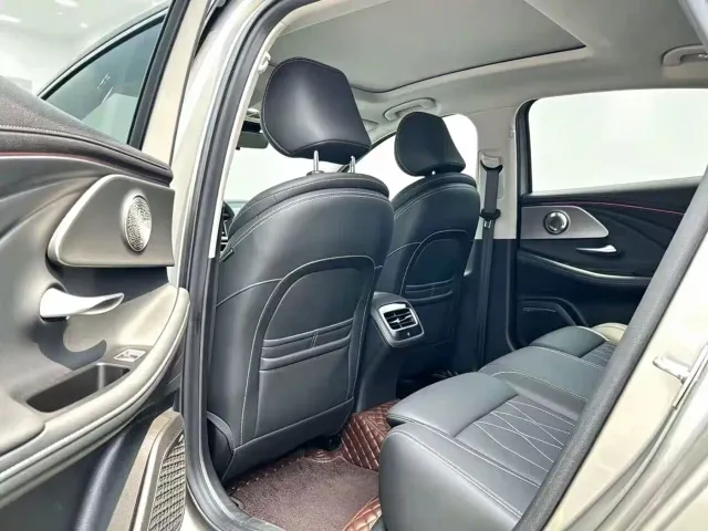 Chery Arrizo 8 — Фото автомобиля 6