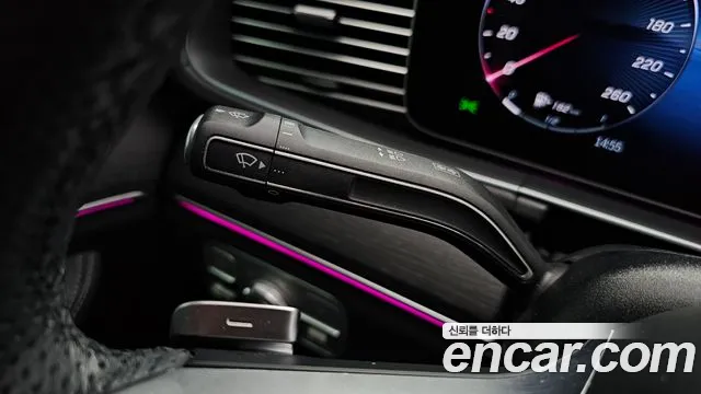 Mercedes-Benz GLE-Class — Фото автомобиля 23