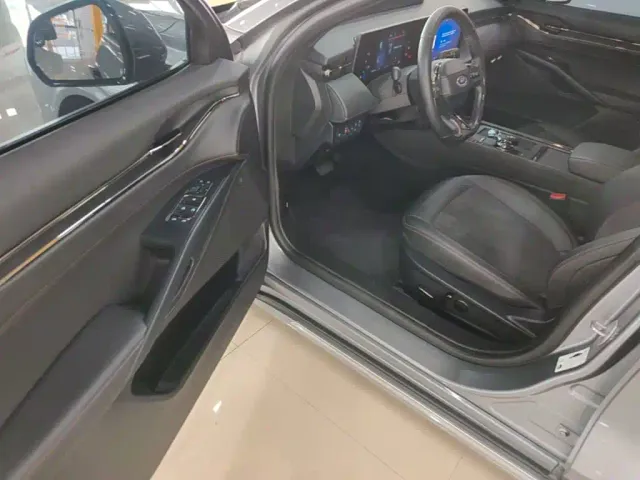 Ford Mondeo — Фото автомобиля 11
