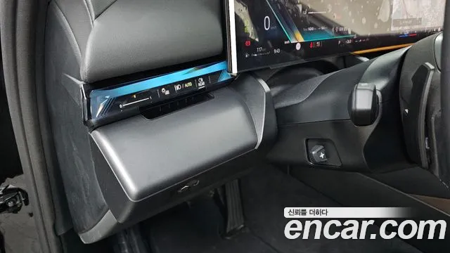 BMW 5-Series — Фото автомобиля 18