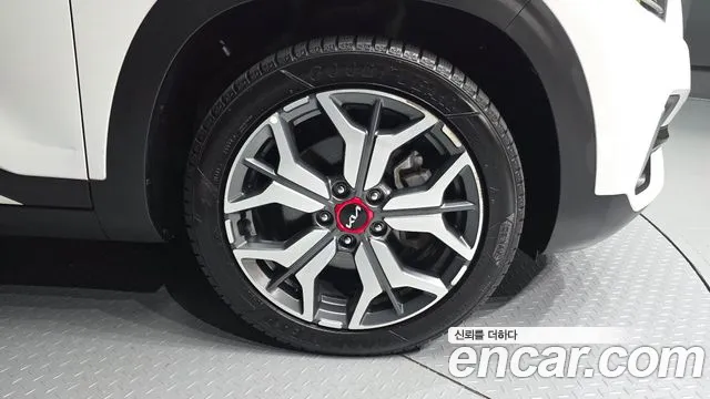 Kia Seltos — Фото автомобиля 6