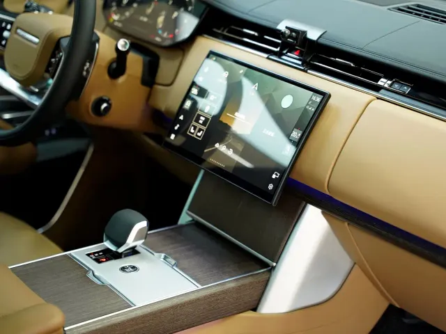 Land Rover Range Rover — Фото автомобиля 14