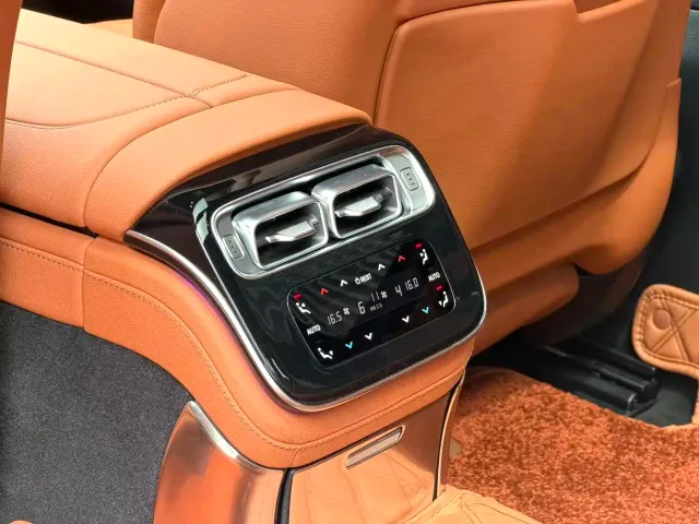 Mercedes-Benz S-Class — Фото автомобиля 7