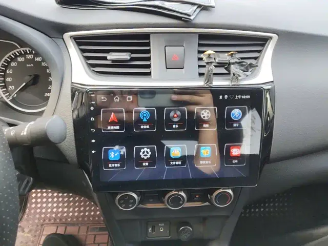 Nissan Sylphy — Фото автомобиля 12