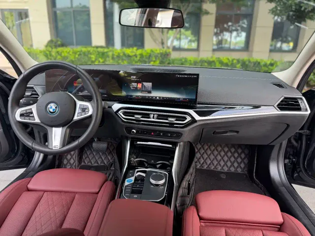 BMW i3 — Фото автомобиля 5