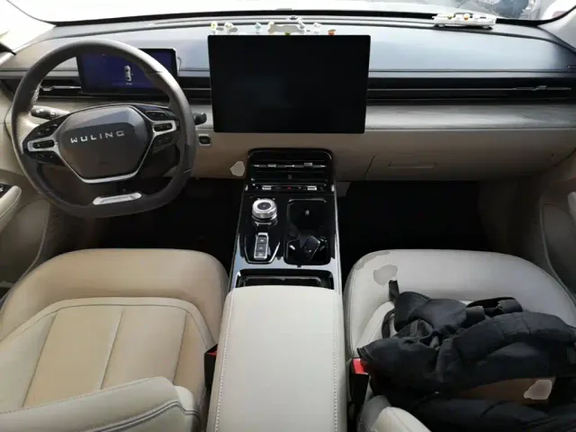 Wuling Starlight — Фото автомобиля 9