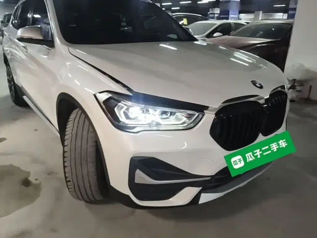 BMW X1 — Фото автомобиля 3