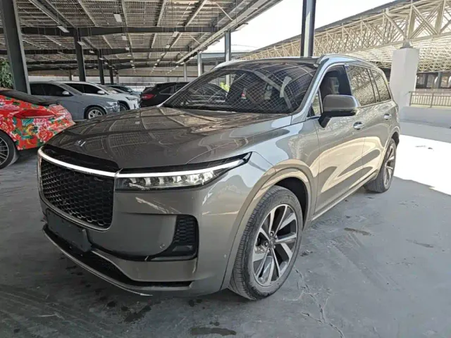 Фотография автомобиля — Li Auto ONE