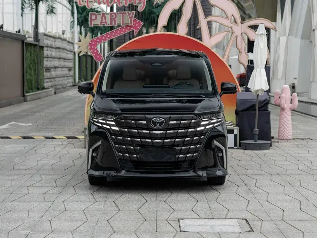 Toyota Alphard 2024 Hybrid 2.5L Prestige Edition — Фото автомобиля 2