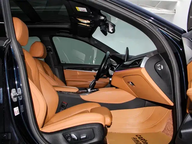 BMW 6 Series Gran Turismo — Фото автомобиля 14