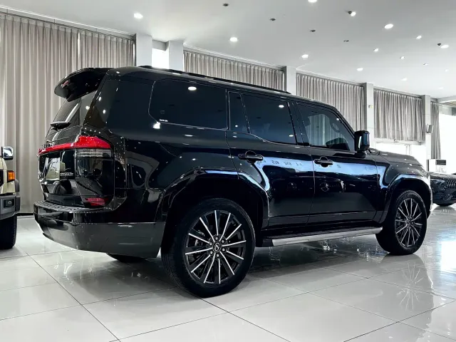 Lexus GX — Фото автомобиля 4