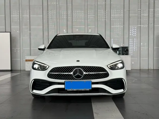 Mercedes-Benz C-Class — Фото автомобиля 2