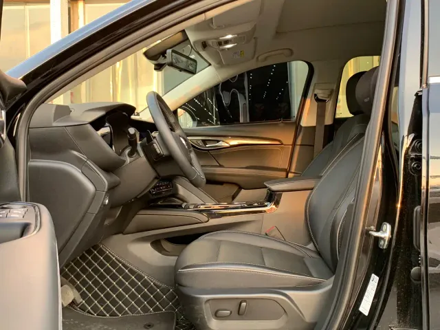 Buick Envision Plus — Фото автомобиля 10
