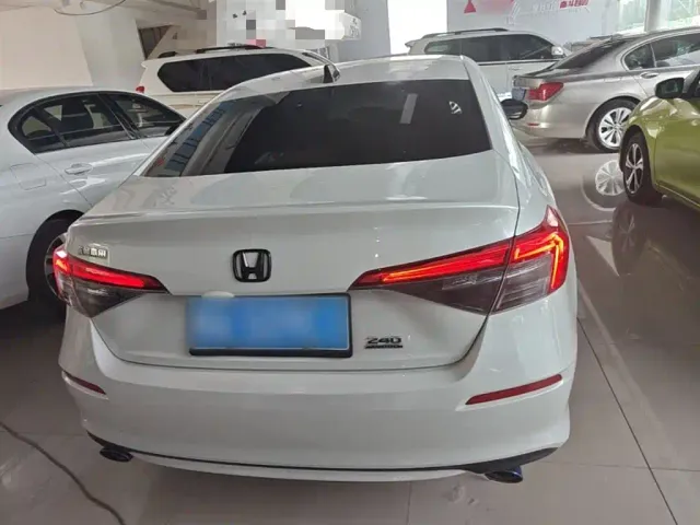 Honda Civic — Фото автомобиля 5