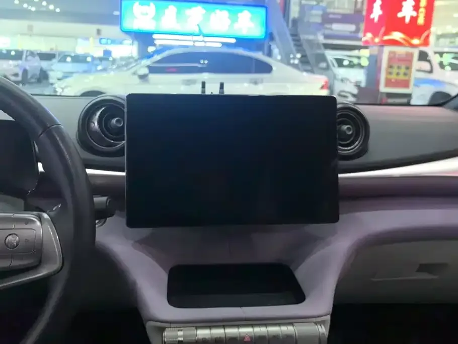 BYD Dolphin 2021 Model 405km Fashion Edition — Фото автомобиля 13