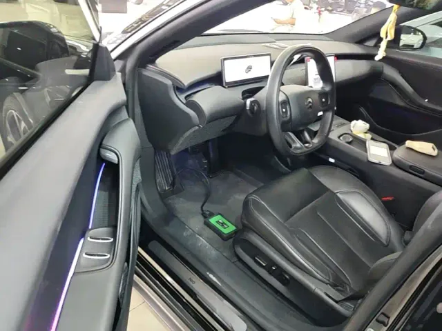 Nio ET5 Touring — Фото автомобиля 15