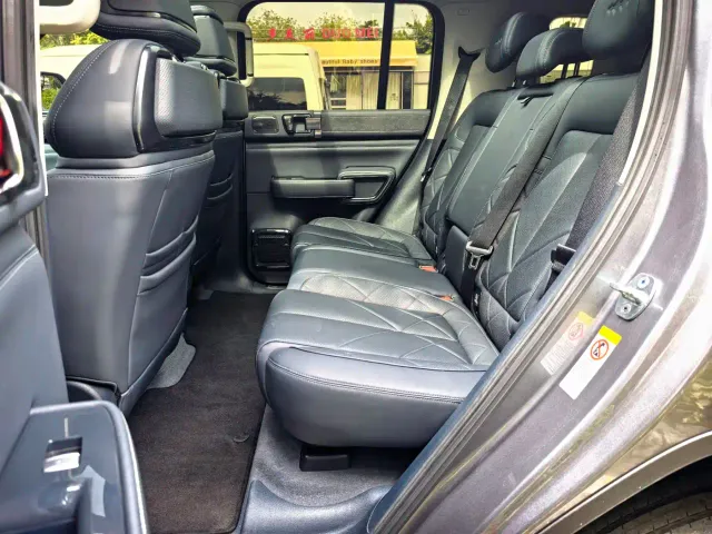BYD FangChengBao Leopard 5 — Фото автомобиля 9