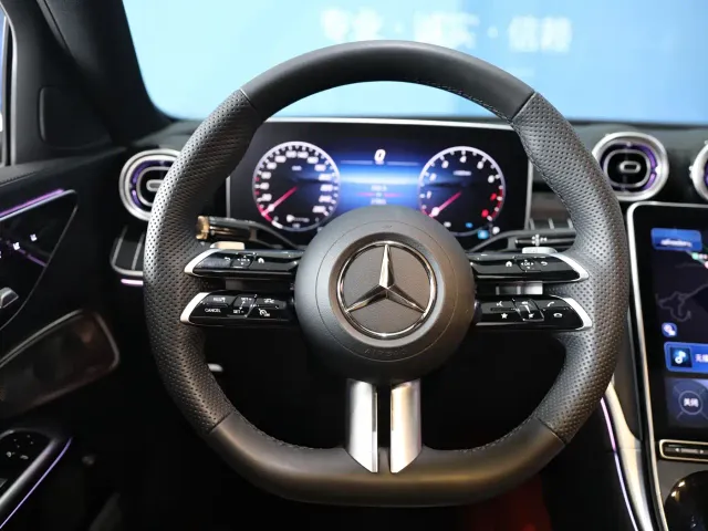 Mercedes-Benz C-Class — Фото автомобиля 12