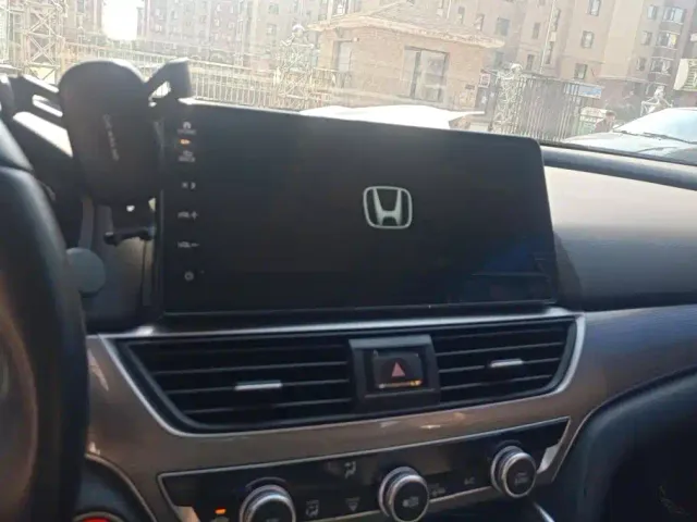 Honda Accord — Фото автомобиля 13