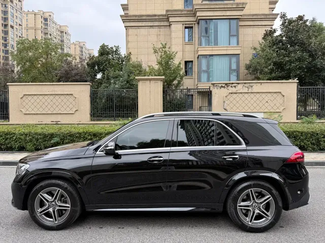 Mercedes-Benz GLE-Class — Фото автомобиля 7