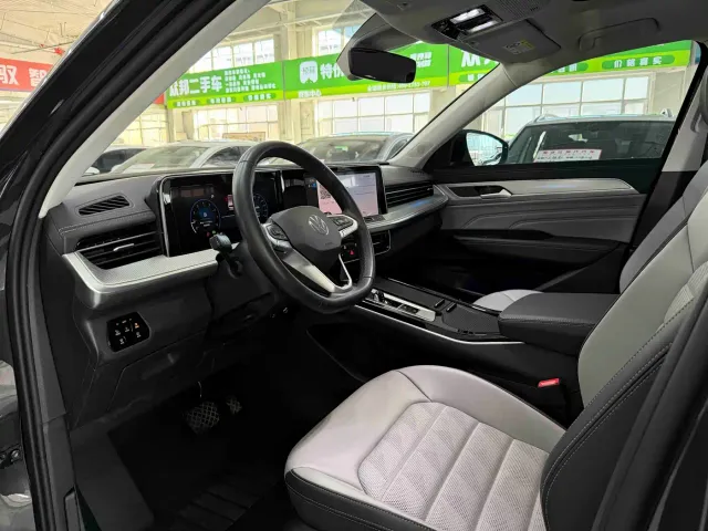 Volkswagen Talagon — Фото автомобиля 7
