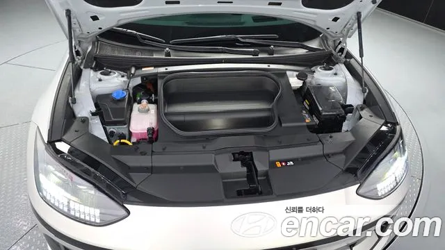 Hyundai Ioniq 6 — Фото автомобиля 9