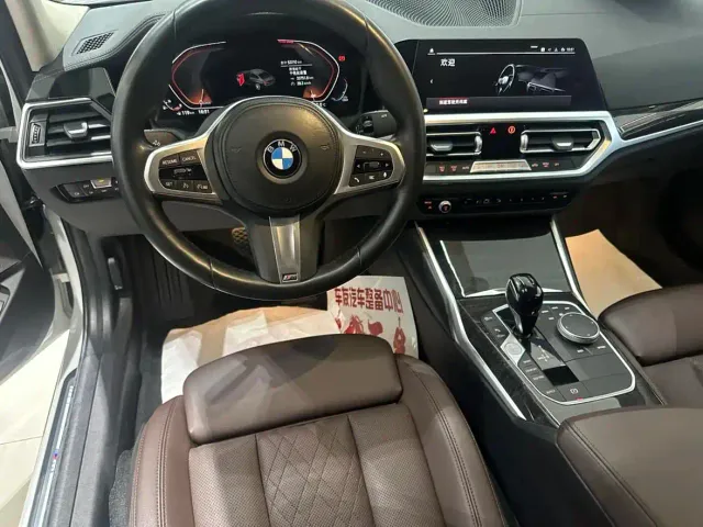 BMW 3 Series — Фото автомобиля 3