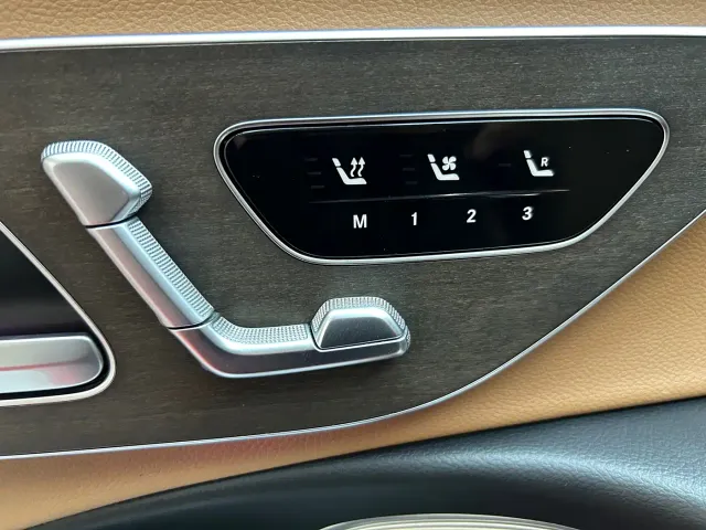 Mercedes-Benz E-Class — Фото автомобиля 14