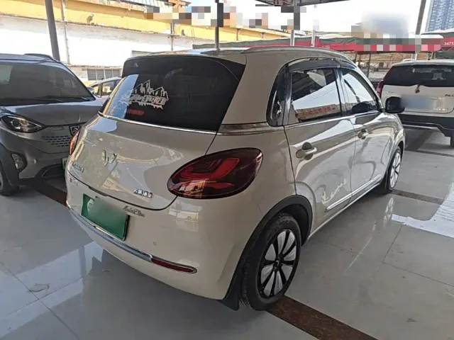Wuling Bingo — Фото автомобиля 6