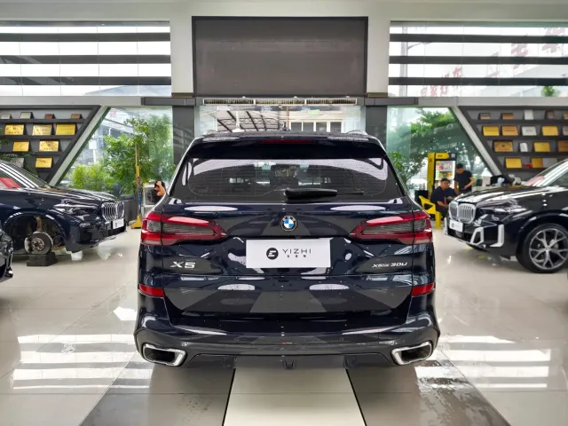 BMW X5 — Фото автомобиля 5
