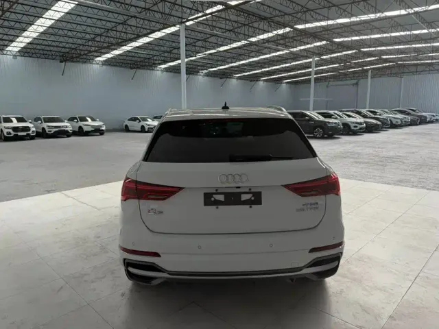 Audi Q3 — Фото автомобиля 6
