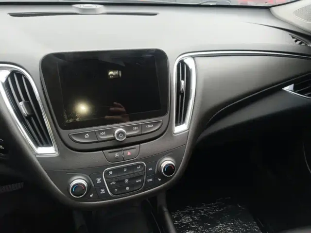 Chevrolet Malibu XL — Фото автомобиля 12