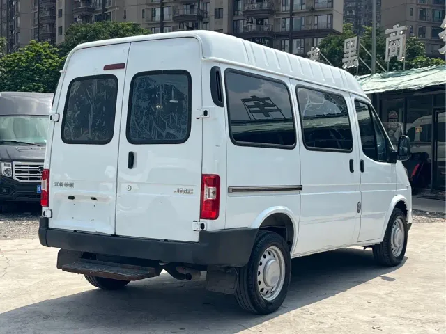 JMC Tesun — Фото автомобиля 9